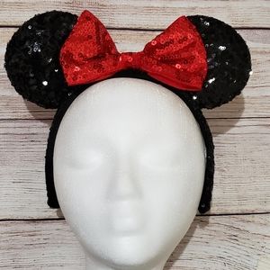 Disney Minnie Mouse sequin ears/ headband